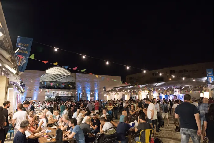 רחבת האירועים, קניון עזריאלי מודיעין (יח"צ , ליהי וולף) רחבת האירועים, קניון עזריאלי מודיעין (יח"צ , ליהי וולף)