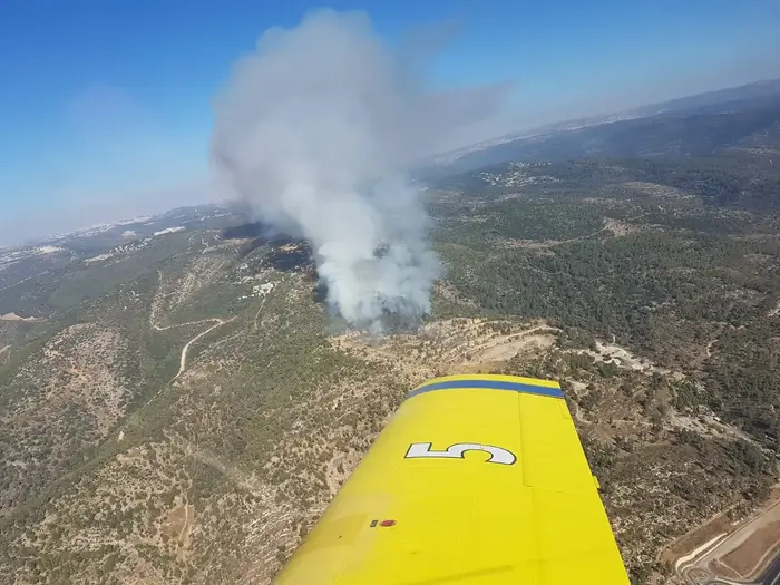 שריפה חורש גדולה באזור בית שמש 5 ביולי 2018 (מערכת וואלה! NEWS , דוברות כבאות מחוז ירושלים) שריפה חורש גדולה באזור בית שמש 5 ביולי 2018 (מערכת וואלה! NEWS , דוברות כבאות מחוז ירושלים)