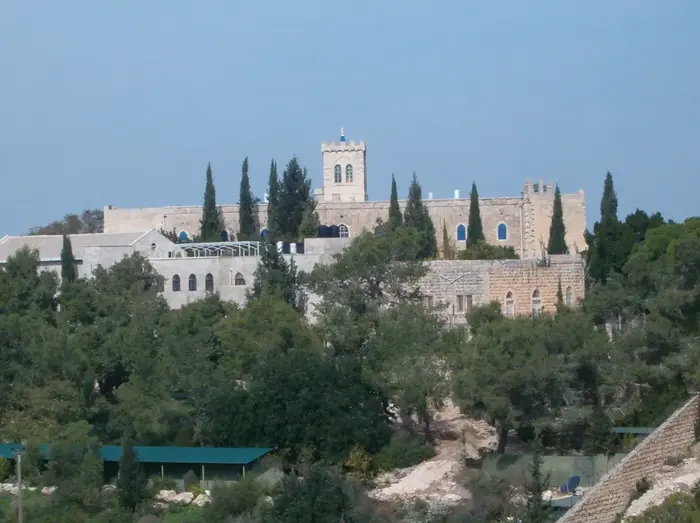 מנזר בית ג'מאל מנזר בית ג'ימאל (מערכת וואלה! NEWS , ויקיפדיה) מנזר בית ג'מאל מנזר בית ג'ימאל (מערכת וואלה! NEWS , ויקיפדיה)