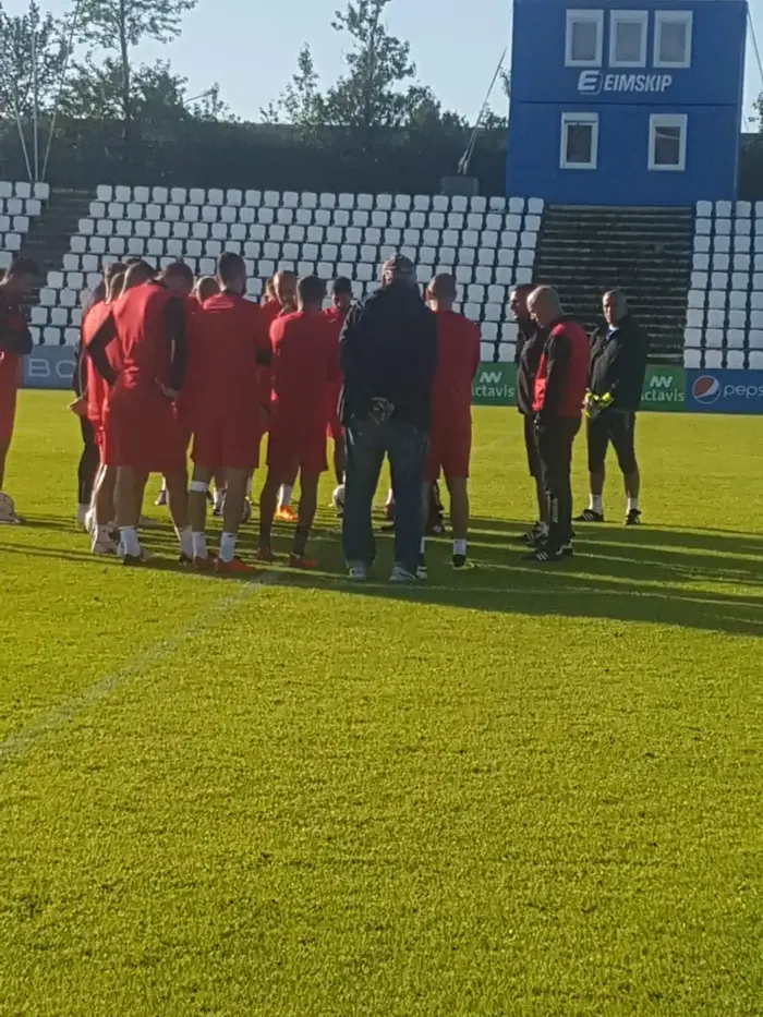 שחקני הפועל חיפה (אתר רשמי , האתר הרשמי של הפועל חיפה) שחקני הפועל חיפה (אתר רשמי , האתר הרשמי של הפועל חיפה)