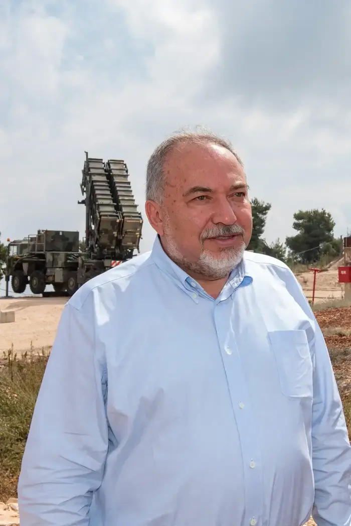 ביקור שר הביטחון ליברמן בסוללת הפטריוט בצפת, 2 באוגוסט 2018 (מערכת וואלה! NEWS , חיים שפיר) ביקור שר הביטחון ליברמן בסוללת הפטריוט בצפת, 2 באוגוסט 2018 (מערכת וואלה! NEWS , חיים שפיר)