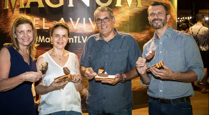 ישי מנדיל, עדי רגב, מאיה בואנו, ענת גבריאל (יח"צ , סטודיו ג'ני) ישי מנדיל, עדי רגב, מאיה בואנו, ענת גבריאל (יח"צ , סטודיו ג'ני)