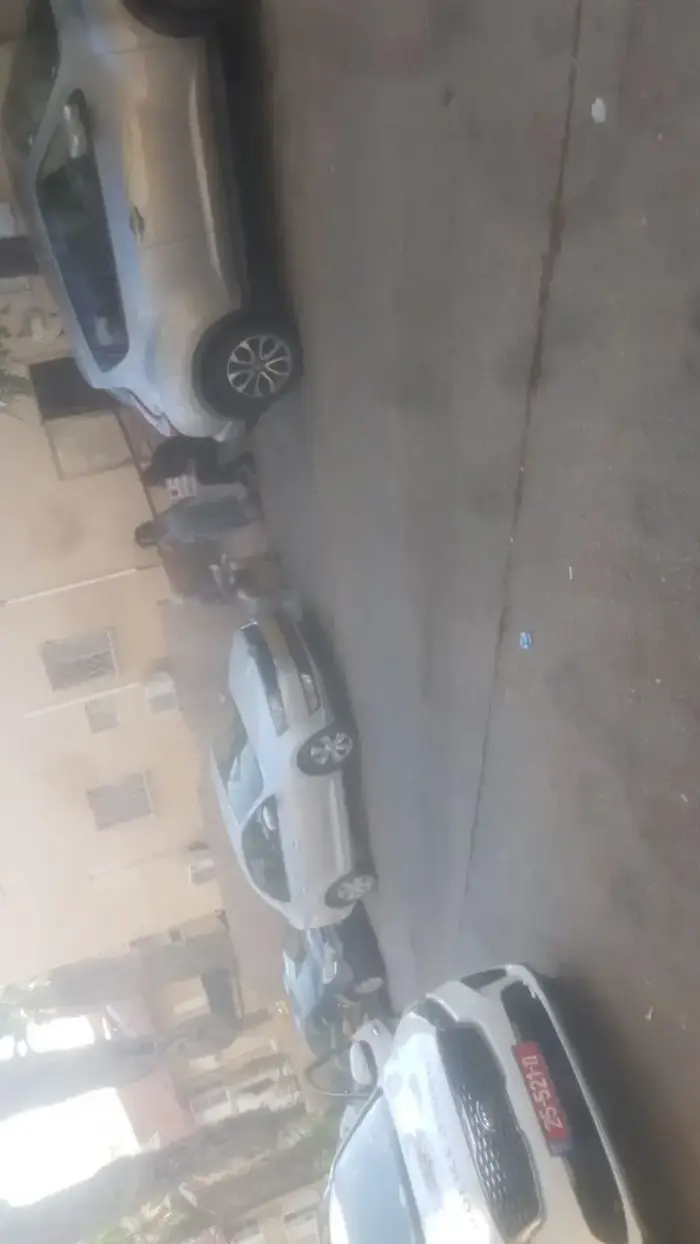 גבר כבן 60 נמצא ללא רוח חיים בביתו בחדרה, המשטרה פתחה בחקירה בחשד לפלילים (מערכת וואלה! NEWS) גבר כבן 60 נמצא ללא רוח חיים בביתו בחדרה, המשטרה פתחה בחקירה בחשד לפלילים (מערכת וואלה! NEWS)