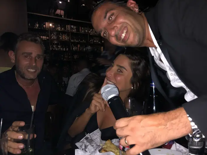 אינה סטיוארט, מושיק עפיה (תמונות גולשים) אינה סטיוארט, מושיק עפיה (תמונות גולשים)