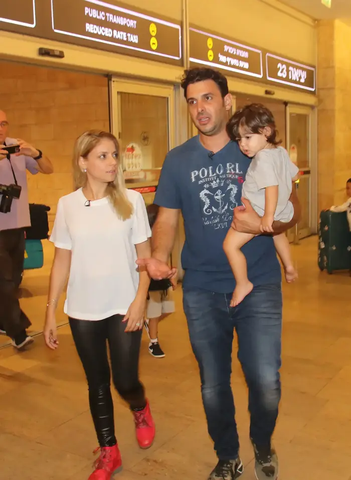 שירי מימון טסה לעבוד בניו יורק (ניר פקין) שירי מימון טסה לעבוד בניו יורק (ניר פקין)