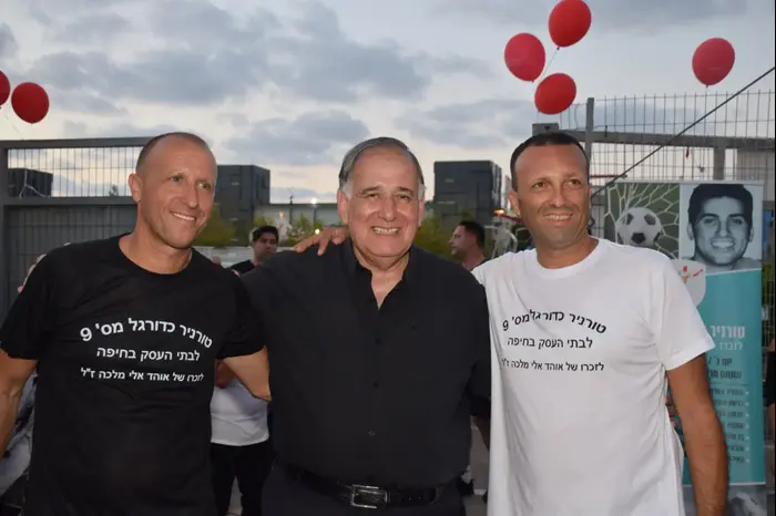 יאיר מלכה יונה יהב וגלעד אלמוג (יח"צ) יאיר מלכה יונה יהב וגלעד אלמוג (יח"צ)