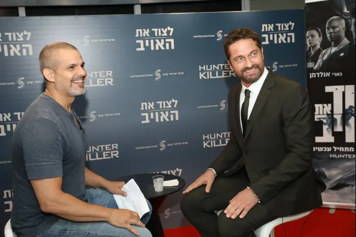 ג'רארד באטלר, קובי מחט (רפי דלויה) ג'רארד באטלר, קובי מחט (רפי דלויה)