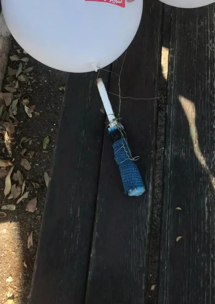 בלוני תבערה באזור שכונת עין כרם בירושלים 13 באוקטובר 2018 (מערכת וואלה! NEWS , דוברות המשטרה) בלוני תבערה באזור שכונת עין כרם בירושלים 13 באוקטובר 2018 (מערכת וואלה! NEWS , דוברות המשטרה)
