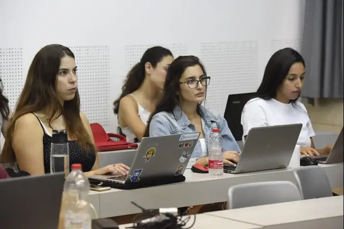 סטודנטים פותחים את שנת הלימודים תשע''ט אוניברסיטת בן גוריון (ראובן קסטרו) סטודנטים פותחים את שנת הלימודים תשע''ט אוניברסיטת בן גוריון (ראובן קסטרו)
