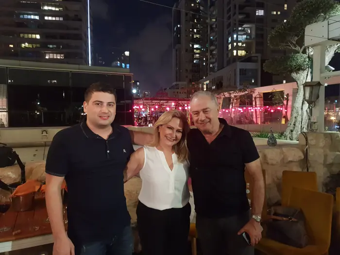אריה מוניקה ושי אלמן (יח"צ , רונית מטיאס) אריה מוניקה ושי אלמן (יח"צ , רונית מטיאס)
