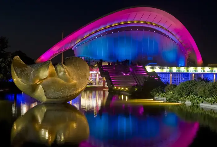 Haus der Kulturen der Welt בית תרבויות העולם ברלין (מערכת וואלה! NEWS , visitBerlin, Foto Wolfgang Scholvien)