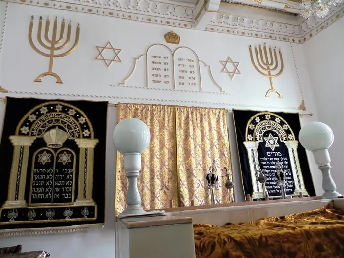 בית הכנסת "עטרת חזקיה" בבוכרה אוזבקיסטן (מערכת וואלה! NEWS , זיו ריינשטיין) בית הכנסת "עטרת חזקיה" בבוכרה אוזבקיסטן (מערכת וואלה! NEWS , זיו ריינשטיין)