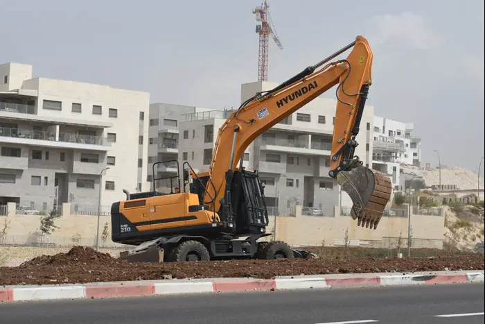 בנייה, מודיעין נדל"ן בניינים (ראובן קסטרו) בנייה, מודיעין נדל"ן בניינים (ראובן קסטרו)