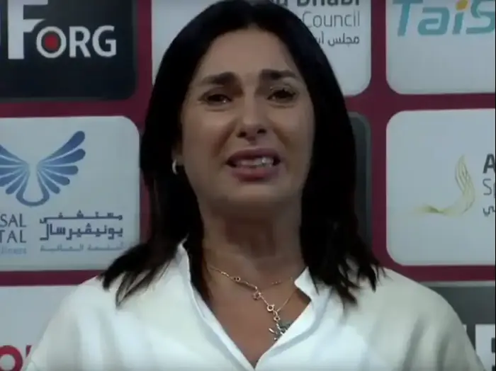 השרה מירי רגב בוכה בנגינת "התקווה", גרנד סלאם אבו דאבי (צילום מסך) השרה מירי רגב בוכה בנגינת "התקווה", גרנד סלאם אבו דאבי (צילום מסך)