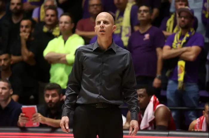 דני פרנקו מאמן הפועל תל אביב (קובי אליהו) דני פרנקו מאמן הפועל תל אביב (קובי אליהו)