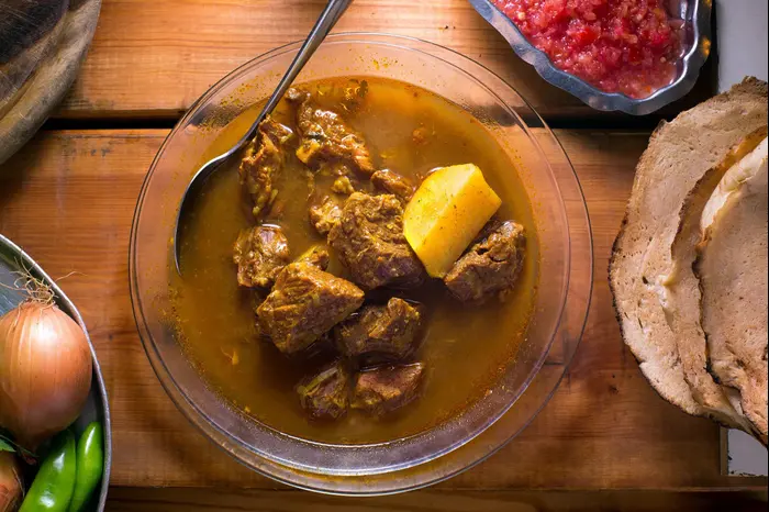 מרק בשר תימני (דרור עינב) מרק בשר תימני (דרור עינב)