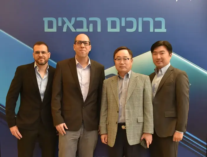 דניאל רי, קריין קו, גיא היבש ורונן סלם (יח"צ , אלון גרגו מ) דניאל רי, קריין קו, גיא היבש ורונן סלם (יח"צ , אלון גרגו מ)