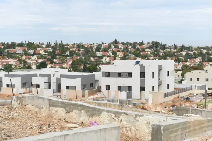 ראש העין בניינים מחיר למשתכן נדל"ן (ראובן קסטרו) ראש העין בניינים מחיר למשתכן נדל"ן (ראובן קסטרו)