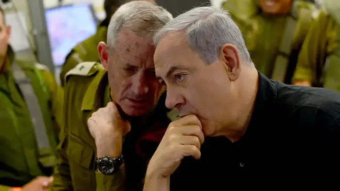נתניהו
גנץ (לשכת העיתונות הממשלתית , Kobi Gideon) נתניהו
גנץ (לשכת העיתונות הממשלתית , Kobi Gideon)