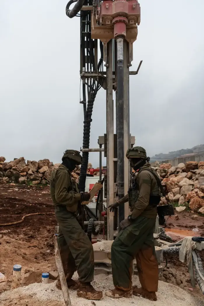 פעולות צה״ל לאיתור מנהרת הטרור, 11 בדצמבר 2018 (דובר צה"ל) פעולות צה״ל לאיתור מנהרת הטרור, 11 בדצמבר 2018 (דובר צה"ל)