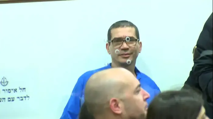 יצחק אברג'יל מעיד בבית המשפט מחוזי תל אביב , דצמבר 2018 (צילום מסך) יצחק אברג'יל מעיד בבית המשפט מחוזי תל אביב , דצמבר 2018 (צילום מסך)