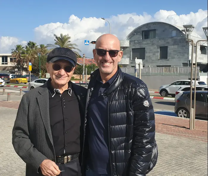 תמיר גילת וסמי סגול (יח"צ , רונית מטיאס) תמיר גילת וסמי סגול (יח"צ , רונית מטיאס)
