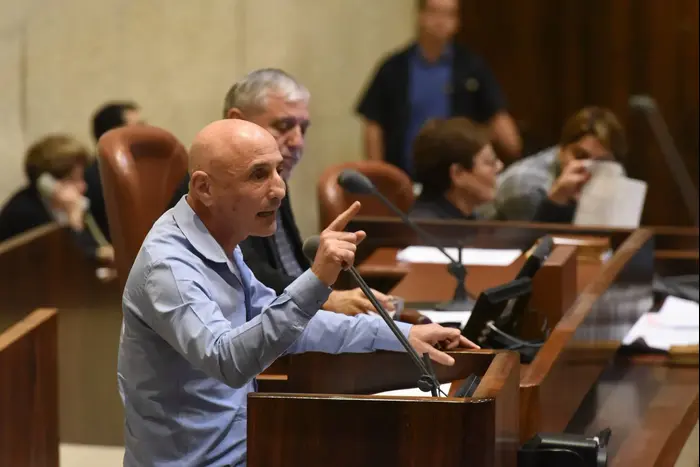 מליאת הכנסת 26 בדצמבר 2018 (ראובן קסטרו) מליאת הכנסת 26 בדצמבר 2018 (ראובן קסטרו)