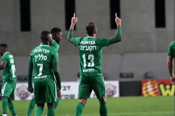 ניקיטה רוקאביציה שחקן מכבי חיפה חוגג (יוסי ציפקיס) ניקיטה רוקאביציה שחקן מכבי חיפה חוגג (יוסי ציפקיס)
