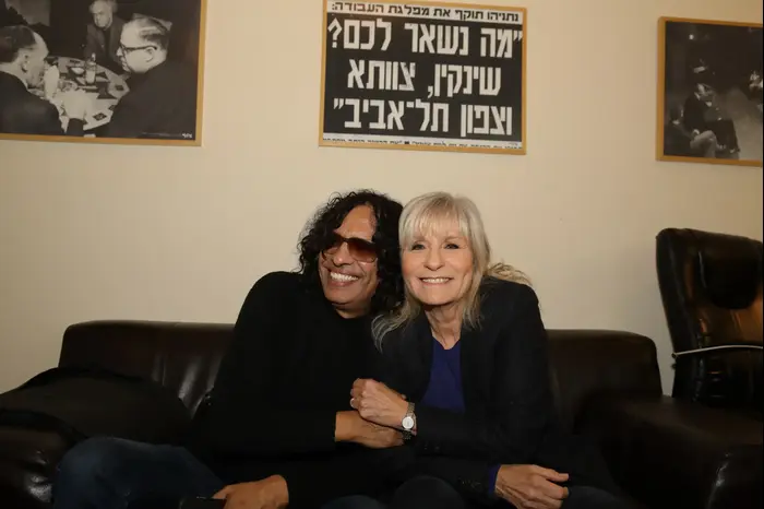 אילנית, יזהר כהן (יח"צ , איציק בירן) אילנית, יזהר כהן (יח"צ , איציק בירן)