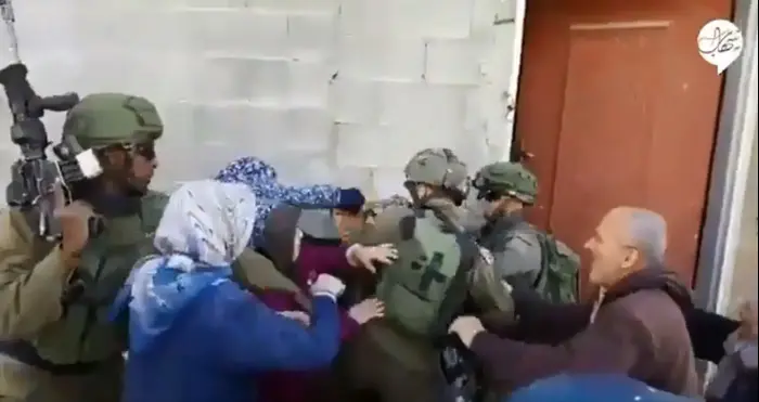 מעצר נער בן 14 בכפר קדום 18 בינואר 2019 (צילום מסך) מעצר נער בן 14 בכפר קדום 18 בינואר 2019 (צילום מסך)