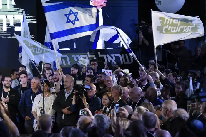 השקת קמפיין חוסן לישראל בראשות בני גנץ, גני התעורכה, תל אביב 29 בינואר 2019 (ראובן קסטרו) השקת קמפיין חוסן לישראל בראשות בני גנץ, גני התעורכה, תל אביב 29 בינואר 2019 (ראובן קסטרו)