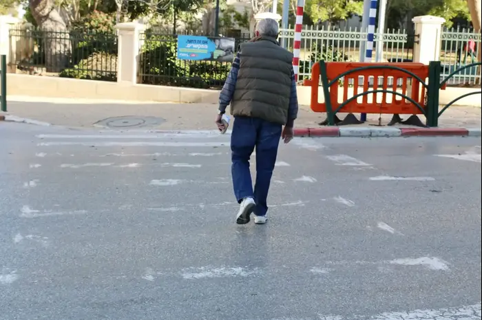 מעבר חצייה בזכרון יעקב 4 בפברואר 2019 (שלומי גבאי) מעבר חצייה בזכרון יעקב 4 בפברואר 2019 (שלומי גבאי)