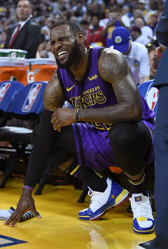 לברון ג'יימס, לוס אנג'לס לייקרס (GettyImages) לברון ג'יימס, לוס אנג'לס לייקרס (GettyImages)