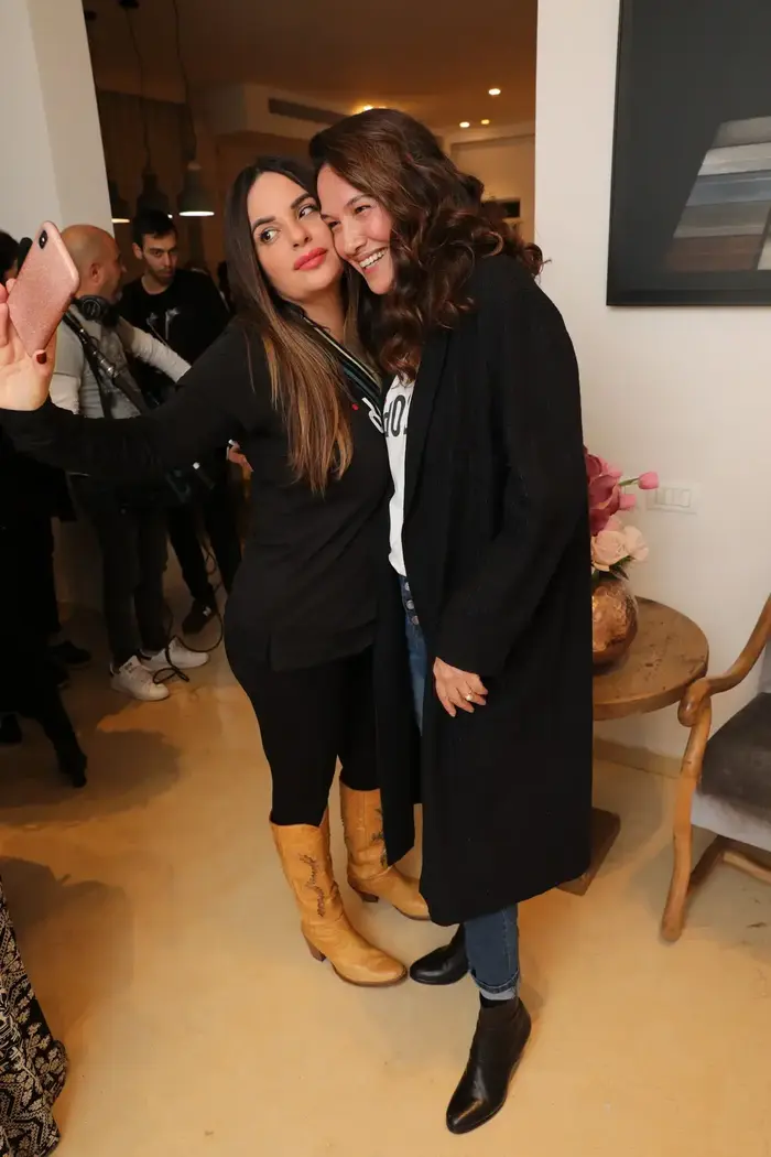 אופירה אסייג, יעל אבקסיס (רפי דלויה) אופירה אסייג, יעל אבקסיס (רפי דלויה)