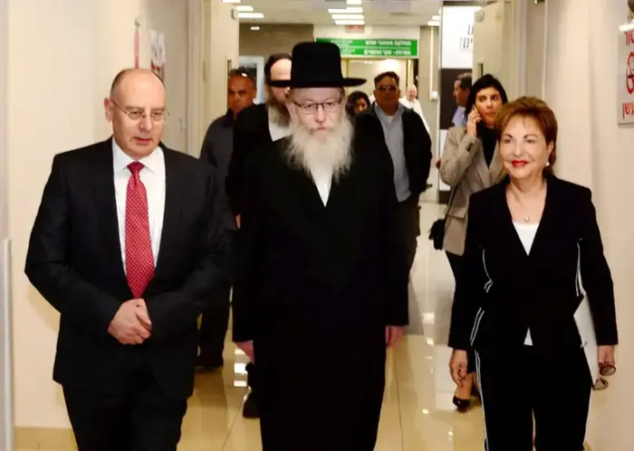 רעיה שטראוס בן דרור, יעקב ליצמן, מסעד ברהום (יח"צ , אלי כהן) רעיה שטראוס בן דרור, יעקב ליצמן, מסעד ברהום (יח"צ , אלי כהן)