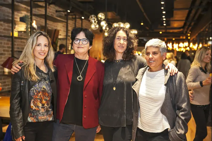 אלה אלקלעי, לימור דהאן, חנה רדו, שני בורשטיין (יח"צ , שי גבריאלי) אלה אלקלעי, לימור דהאן, חנה רדו, שני בורשטיין (יח"צ , שי גבריאלי)