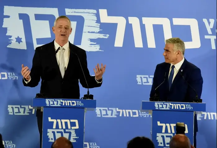 כנס כחול לבן בגני התערוכה (ראובן קסטרו) כנס כחול לבן בגני התערוכה (ראובן קסטרו)