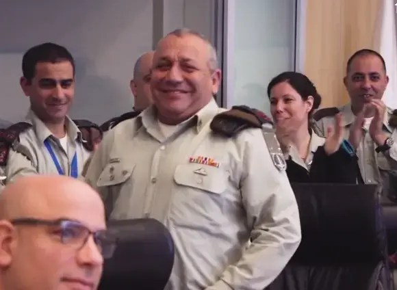 איזנקוט סרט כאן 11 (צילום מסך) איזנקוט סרט כאן 11 (צילום מסך)