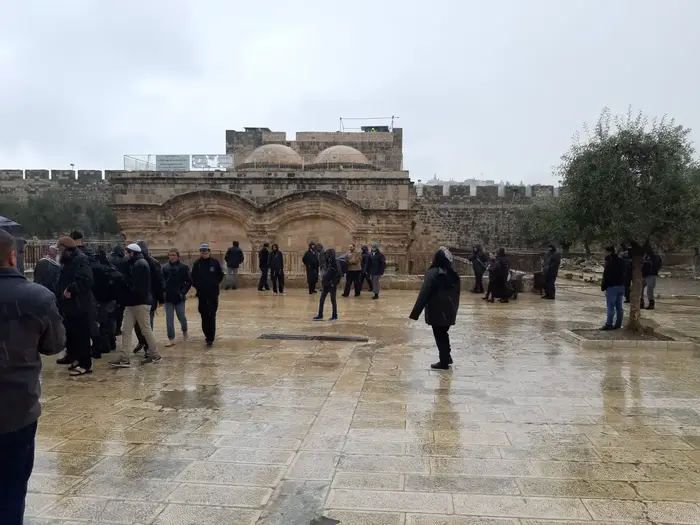 מתפללים בדרכם להר הבית 14 במרץ 2019 (שלומי גבאי) מתפללים בדרכם להר הבית 14 במרץ 2019 (שלומי גבאי)
