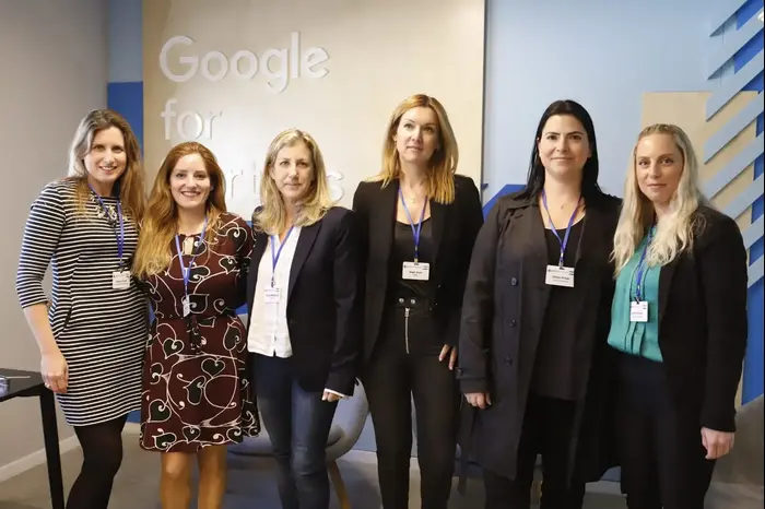 אמילי גולן, חגית ינון, יעל אלבז רויטר שלי מיטלפונקט, שחר פורת (יח"צ) אמילי גולן, חגית ינון, יעל אלבז רויטר שלי מיטלפונקט, שחר פורת (יח"צ)