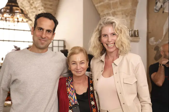 מאיה נגרי, אריאלה ורטהיימר, אור זייד (יח"צ , אסף רביבו) מאיה נגרי, אריאלה ורטהיימר, אור זייד (יח"צ , אסף רביבו)