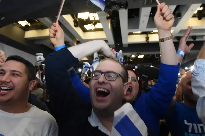 חגיגות במטה כחול לבן, אושן, גני התערוכה 9 באפריל 2019 (ראובן קסטרו) חגיגות במטה כחול לבן, אושן, גני התערוכה 9 באפריל 2019 (ראובן קסטרו)