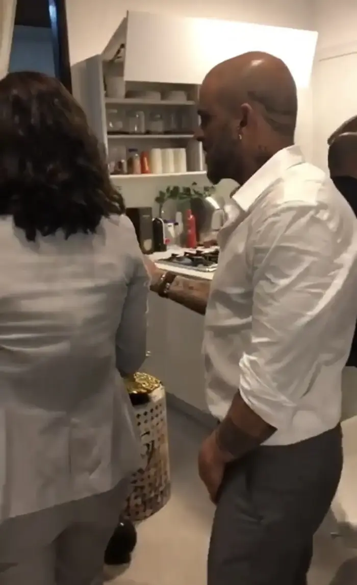 אייל גולן חוגג 48 (תמונות גולשים) אייל גולן חוגג 48 (תמונות גולשים)