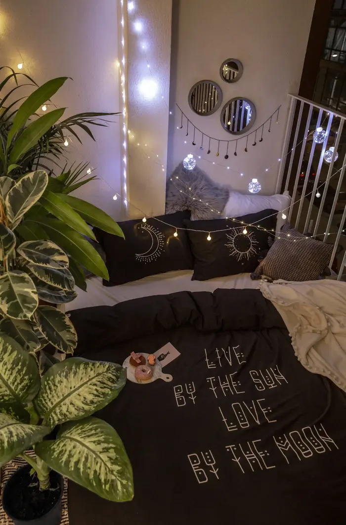 מצעים של adika living, מחיר 289 שקלים (יח"צ , ערן סלם) מצעים של adika living, מחיר 289 שקלים (יח"צ , ערן סלם)