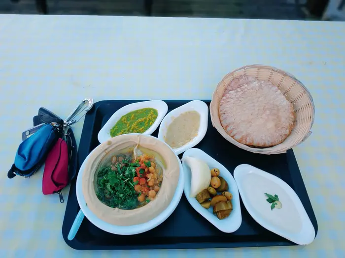 חומוס הארץ (קובי רובין) חומוס הארץ (קובי רובין)