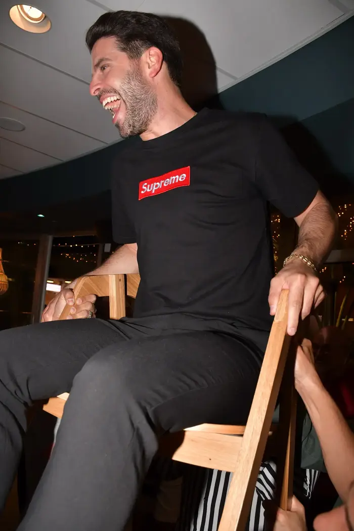 אורי לייזרוביץ' (יח"צ , אביב חופי) אורי לייזרוביץ' (יח"צ , אביב חופי)