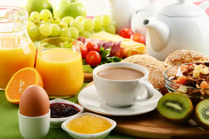 ארוחת בוקר (ShutterStock) ארוחת בוקר (ShutterStock)