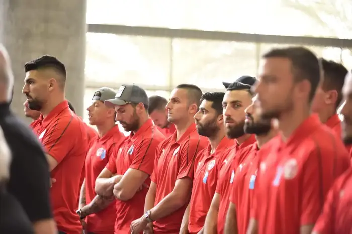 שחקני הפועל באר שבע (אתר רשמי) שחקני הפועל באר שבע (אתר רשמי)