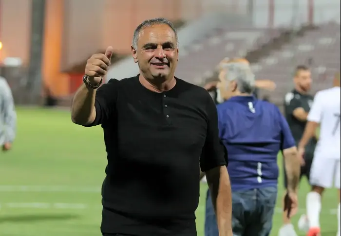 שמעון הדרי מאמן זמני עירוני קרית שמונה (אדריאן הרבשטיין) שמעון הדרי מאמן זמני עירוני קרית שמונה (אדריאן הרבשטיין)
