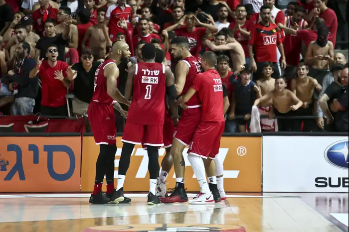 תומר גינת הפועל תל אביב (מגד גוזני) תומר גינת הפועל תל אביב (מגד גוזני)